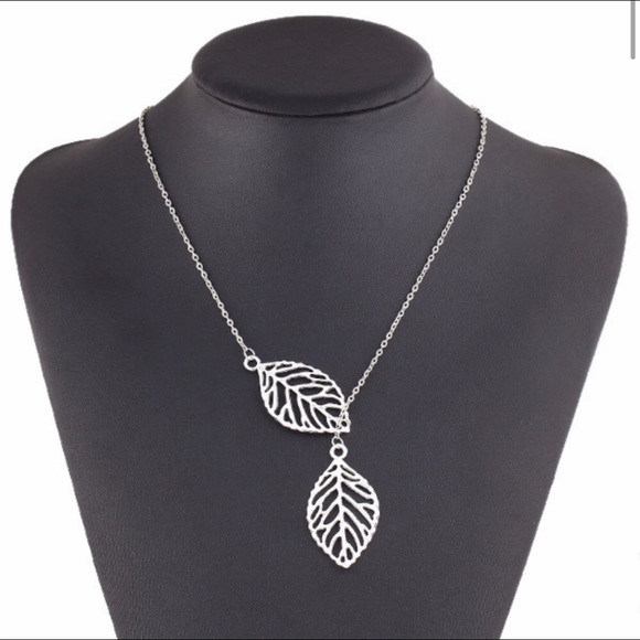 Silver Double Leaf Delicate Necklace - Picture 1 of 4